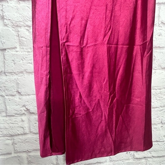 LIONESS Magenta Walk The Line Satin Midi Dress Size XXL - Picture 9 of 15